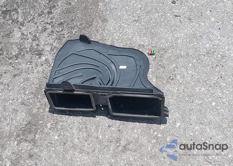 2014 Mercedes-Benz E 350 from USA, damaged, VIN WDDHF5KB8EA905977